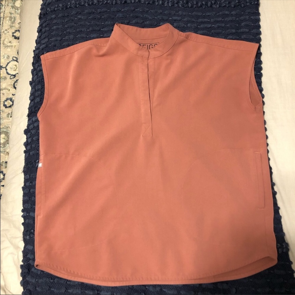 Figs Mauve Rafaela top